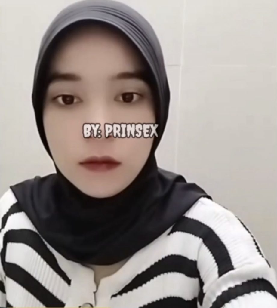 lebih suka pake jari