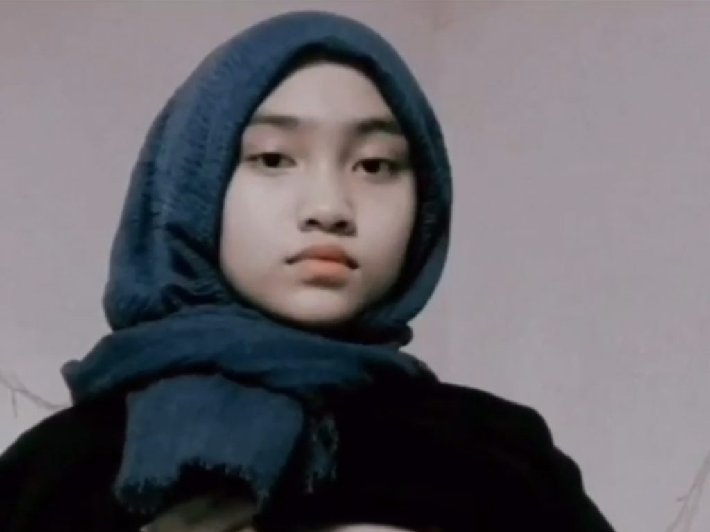 nia cantik