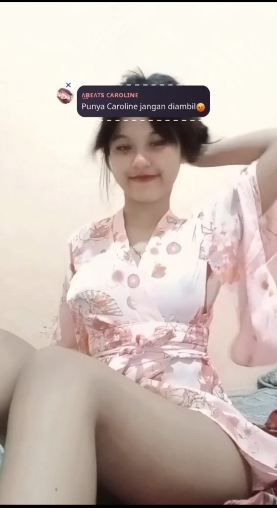 caroline