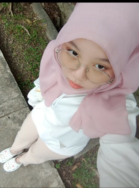 syakira dan mantan