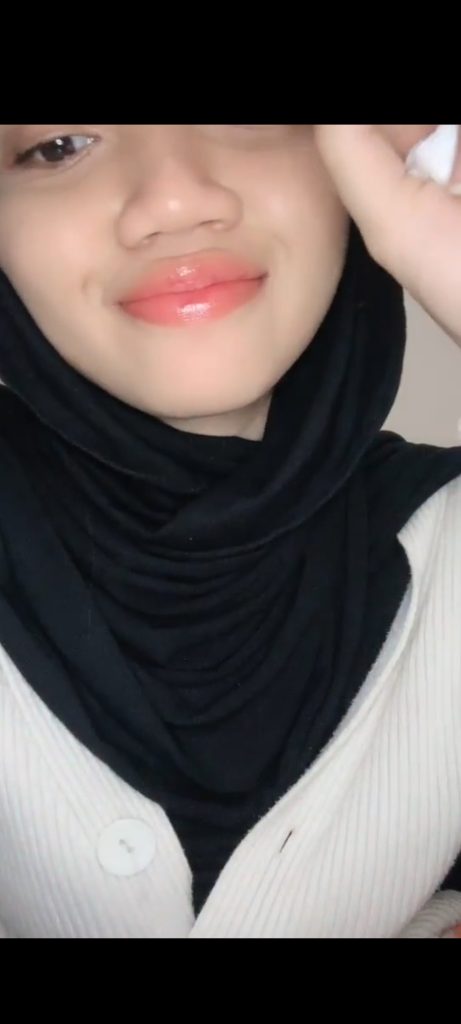 mahasiswi dikosan