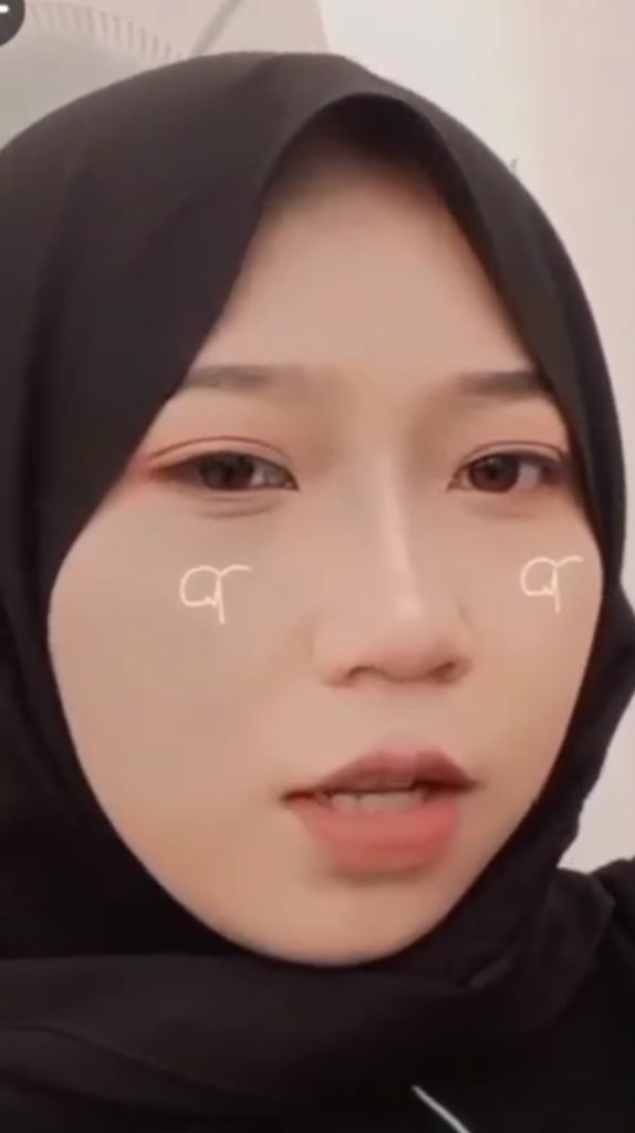 jilbab hitam livu