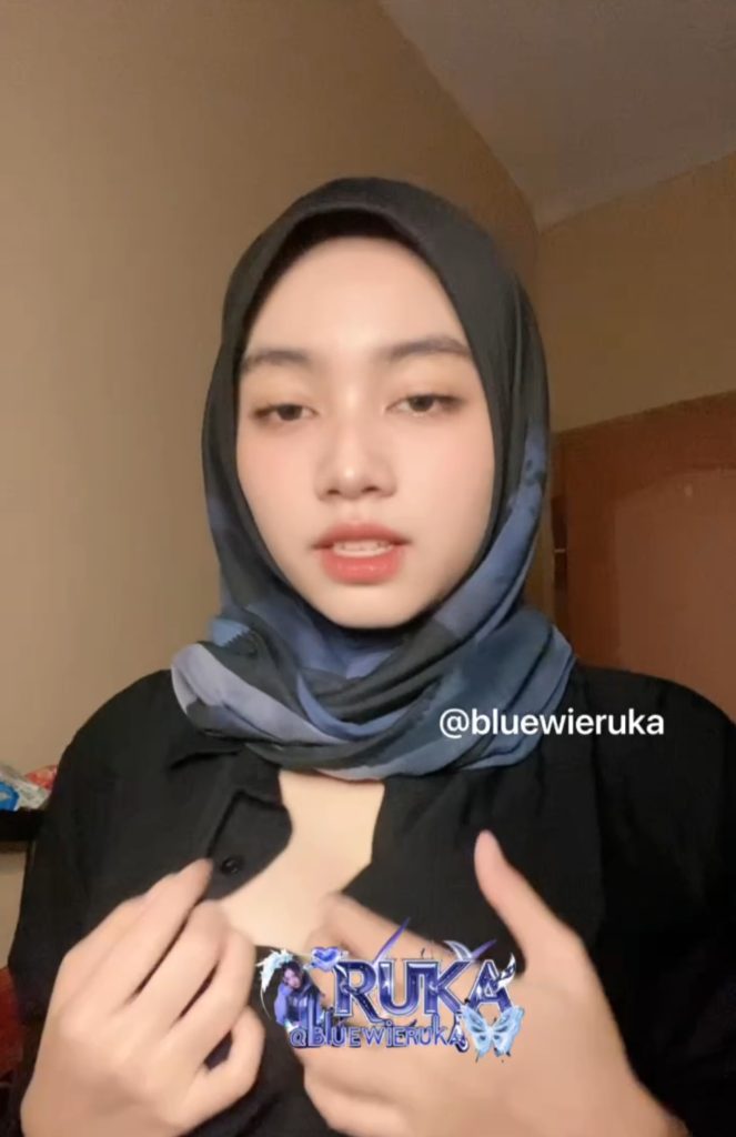 hijab wiruka
