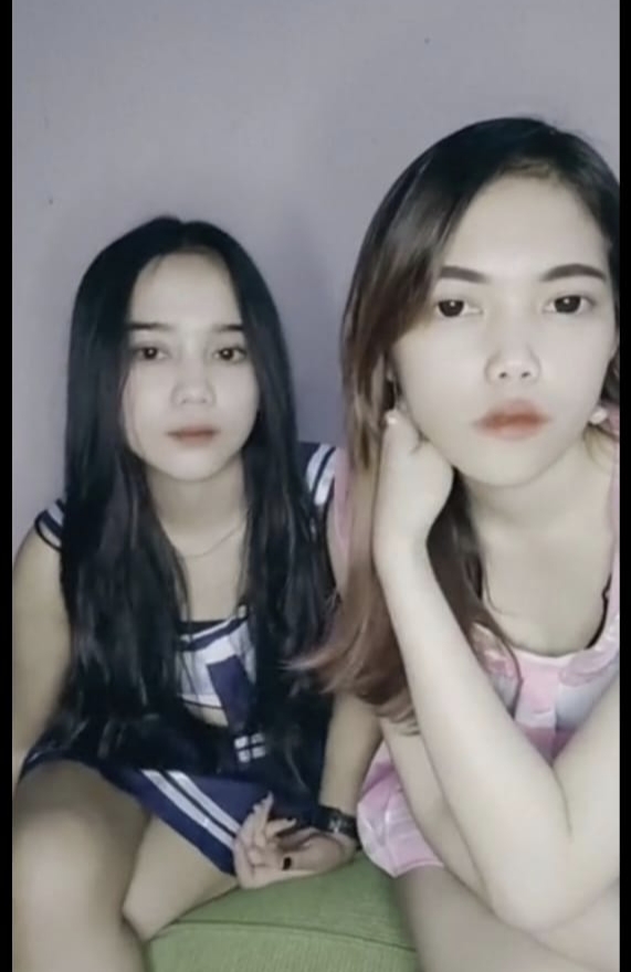 2 vs 1 sama bos karaoke