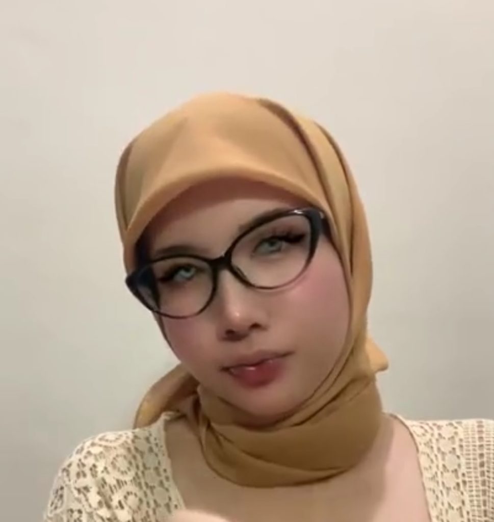 hijab cantik baik hati