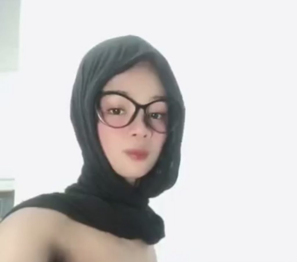 keindahan ukhti