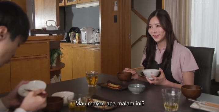 [ Japan ] Maen sama mamah tiri setelah ditinggal ayah bekerja + Sub indo