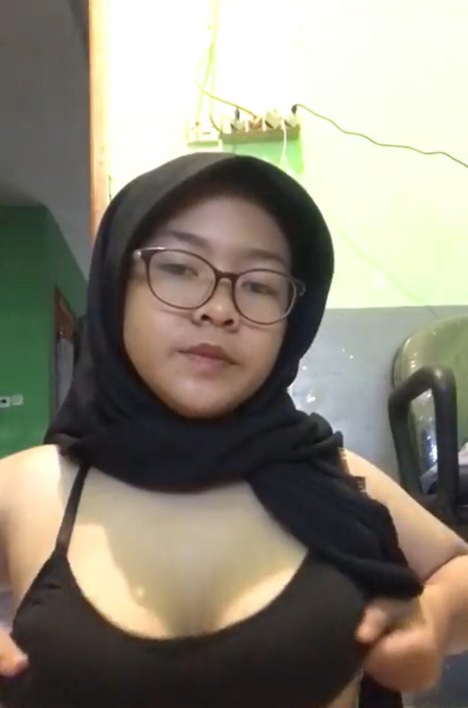 pap ke ayank pdhl masih di kantor