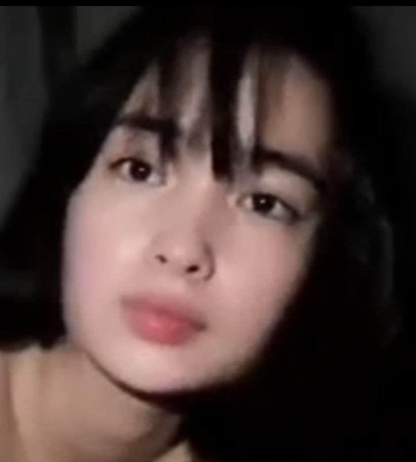 hampir ketahuan, untung cepet cepet pake baju