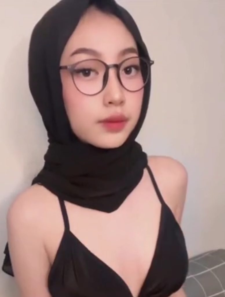 hijab hitam