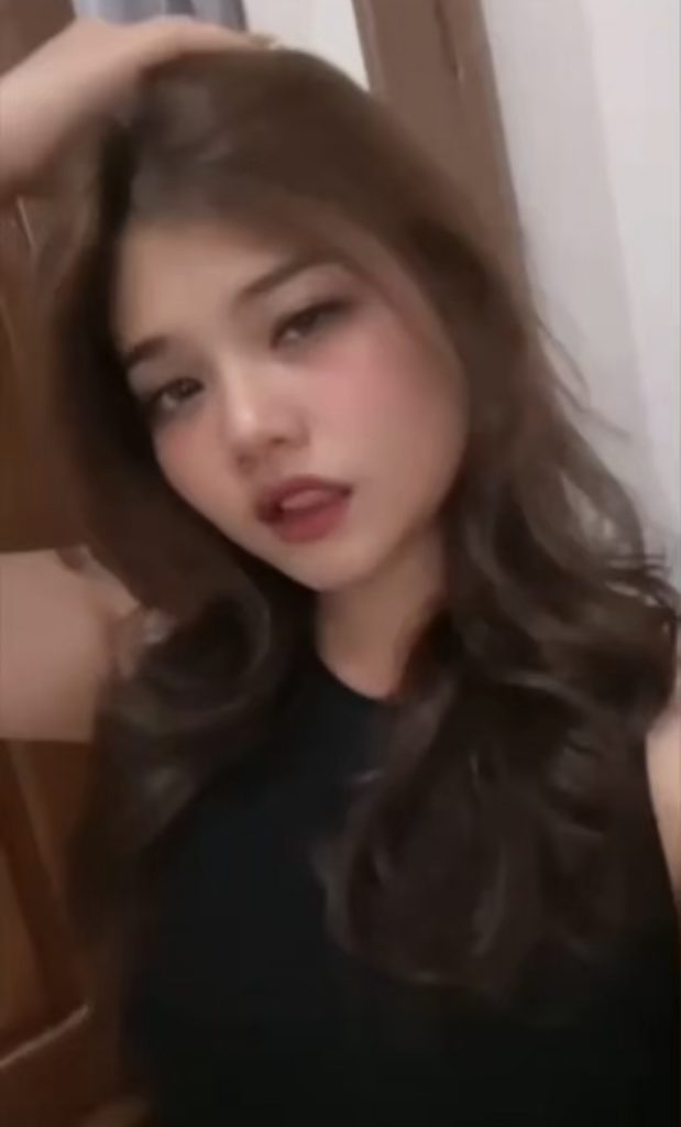 cantik cantik blunder