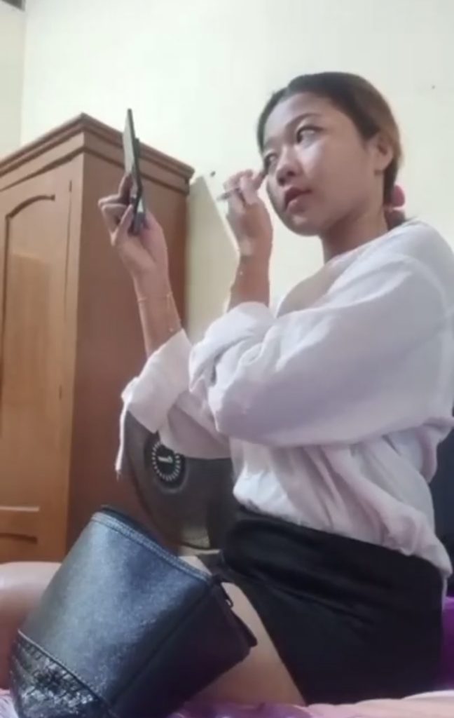 mau kerja disuruh bikin video sama bos