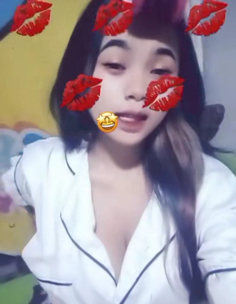 mia tiktok