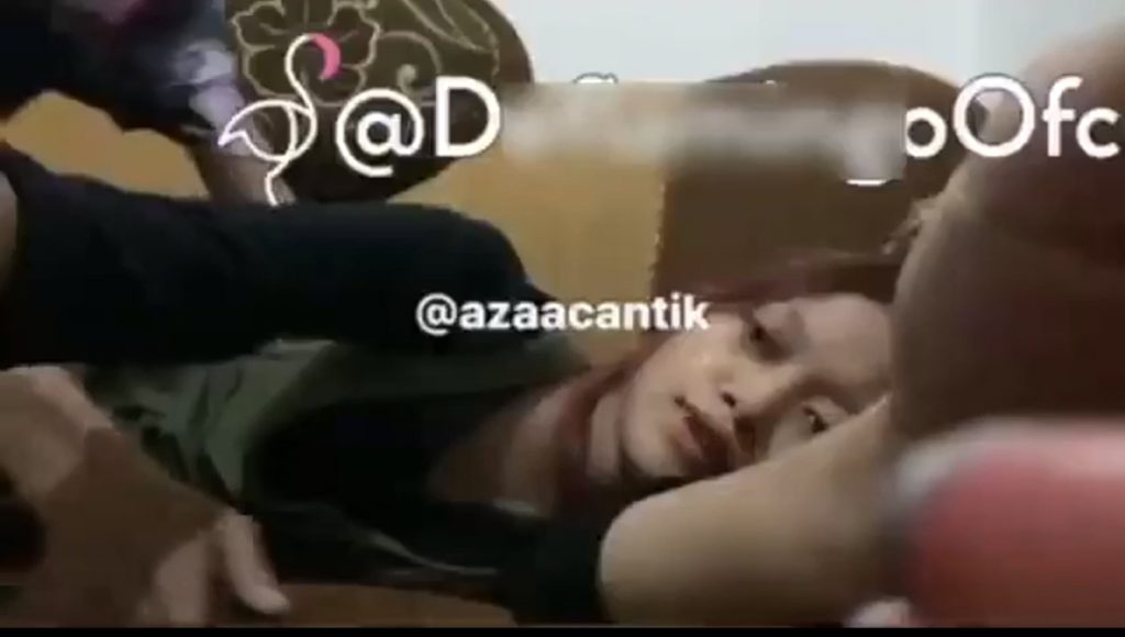 nyenengin pacar temen