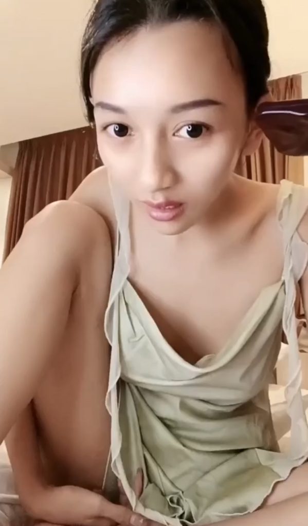 karina dan tukang ac