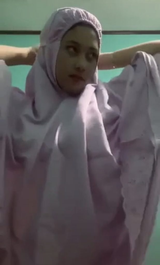 hijaber pulang ngajji
